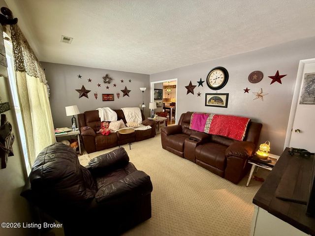 320 Sequoia Dr, Leitchfield, KY 42754