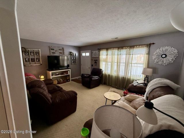 320 Sequoia Dr, Leitchfield, KY 42754