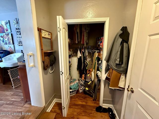 320 Sequoia Dr, Leitchfield, KY 42754