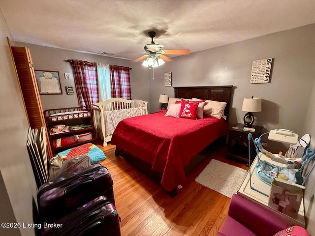 320 Sequoia Dr, Leitchfield, KY 42754