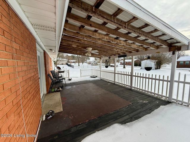 320 Sequoia Dr, Leitchfield, KY 42754