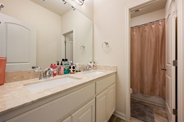 2844 Coral Valley DR, Leander, TX 78641
