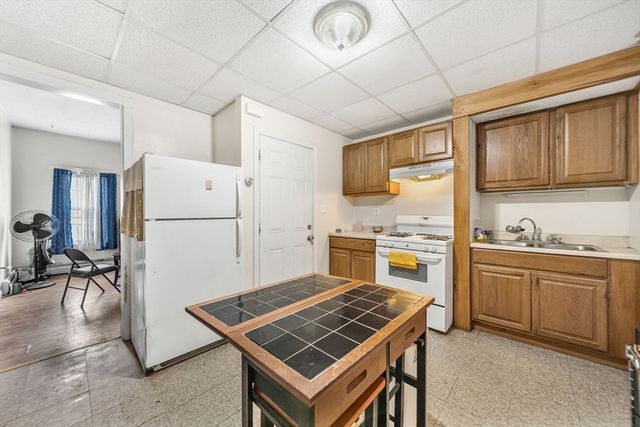 20 Autumn St, Somerville, MA 02145