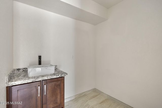 442 E Calle Sonora, Nogales, AZ 85621