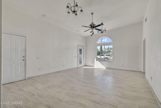 442 E Calle Sonora, Nogales, AZ 85621