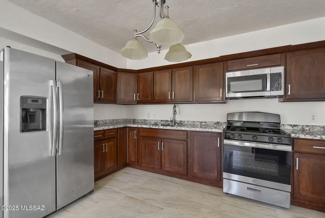 442 E Calle Sonora, Nogales, AZ 85621