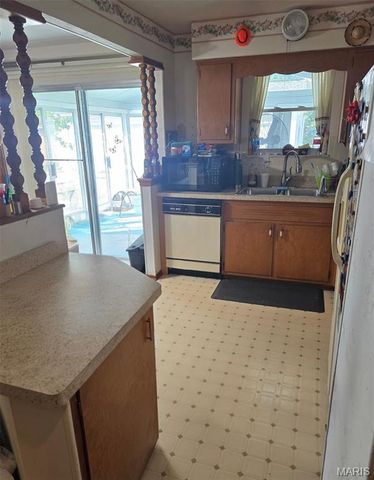125 Marilyn Avenue, Swansea, IL 62226