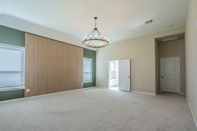 11903 Oakwood Dr, Mont Belvieu, TX 77535