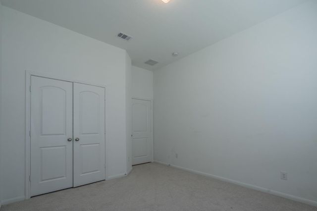 11903 Oakwood Dr, Mont Belvieu, TX 77535