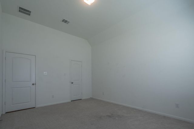 11903 Oakwood Dr, Mont Belvieu, TX 77535