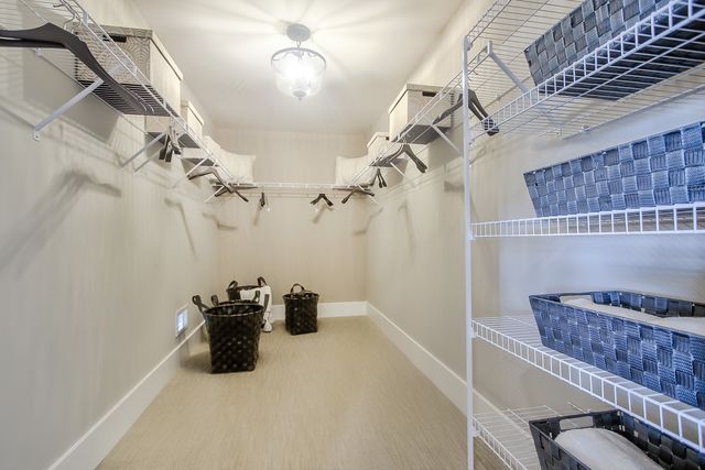 23 Hawthorn Ridge Drive, Hawthorn Woods, IL 60047