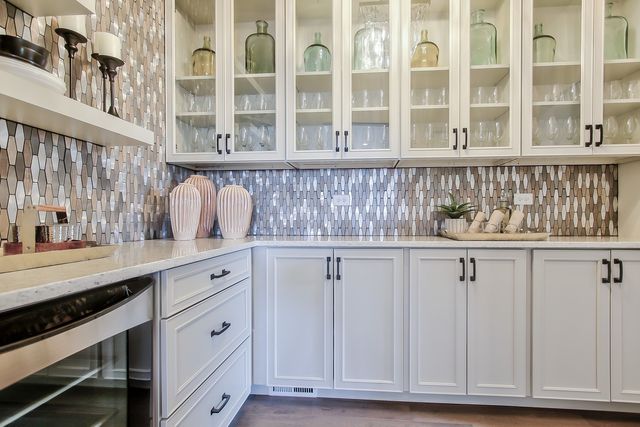 23 Hawthorn Ridge Drive, Hawthorn Woods, IL 60047