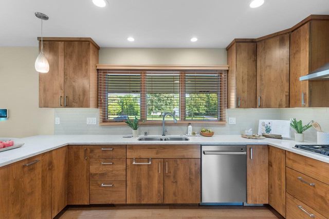 9345 N Thrush LANE, Bayside, WI 53217