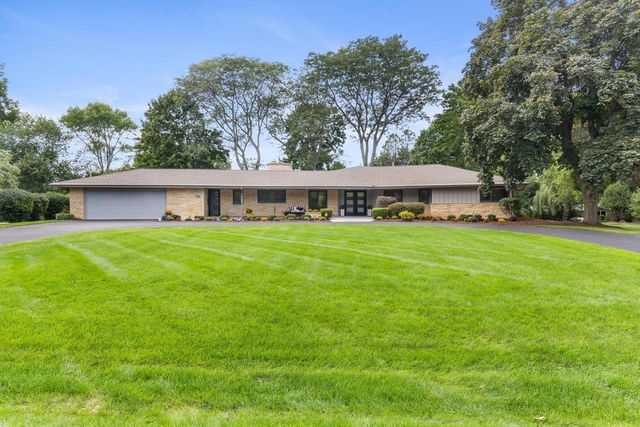 9345 N Thrush LANE, Bayside, WI 53217