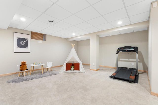 9345 N Thrush LANE, Bayside, WI 53217