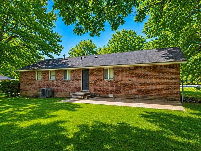 1433 Iron Gate Boulevard, Jonesboro, GA 30238