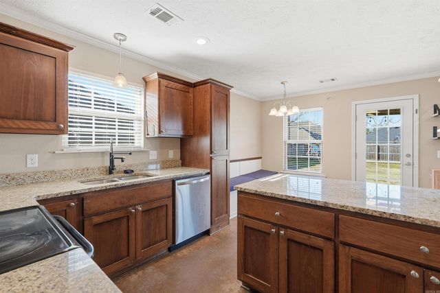 20 Golden Leaf, Greenbrier, AR 72058