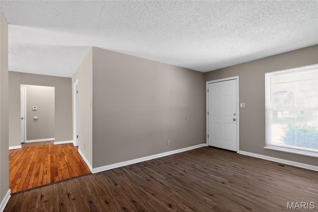 12109 La Padera Lane, St Louis, MO 63033