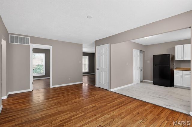 12109 La Padera Lane, St Louis, MO 63033