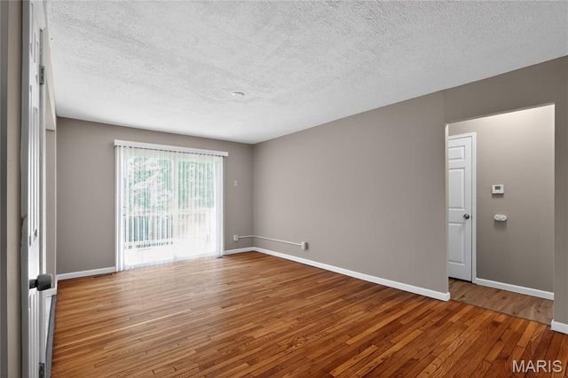 12109 La Padera Lane, St Louis, MO 63033