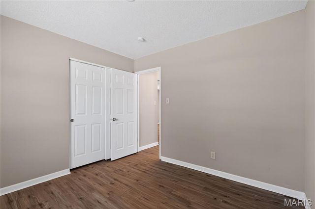 12109 La Padera Lane, St Louis, MO 63033
