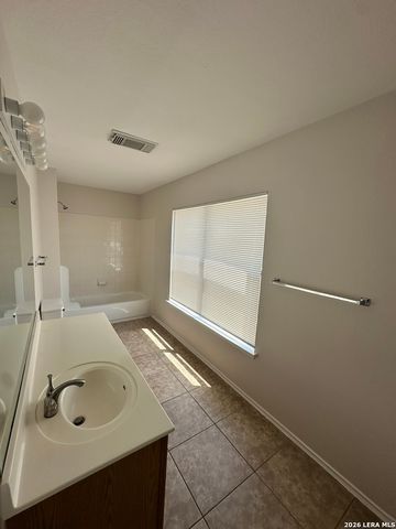 9103 Centro Grande, San Antonio, TX 78245