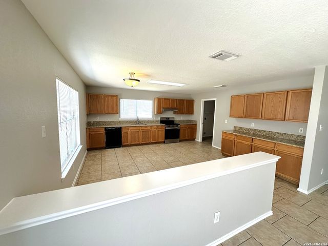 9103 Centro Grande, San Antonio, TX 78245