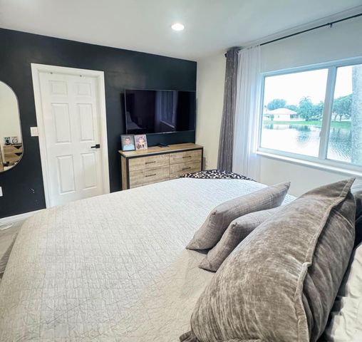 17082 NW 22ND Street, Pembroke Pines, FL 33028