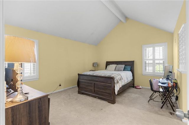 10401 Askew Avenue, Kansas City, MO 64137