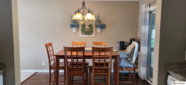 6139 NW 10th Street, Lincoln, NE 68521