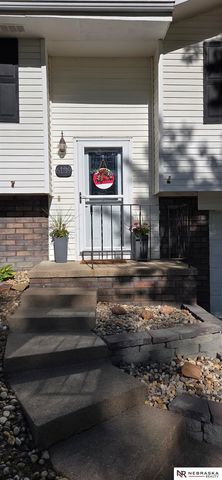 6139 NW 10th Street, Lincoln, NE 68521