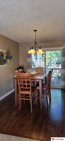 6139 NW 10th Street, Lincoln, NE 68521