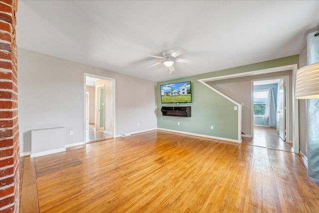 193 Simmons Creek RD, Union Hall, VA 24176