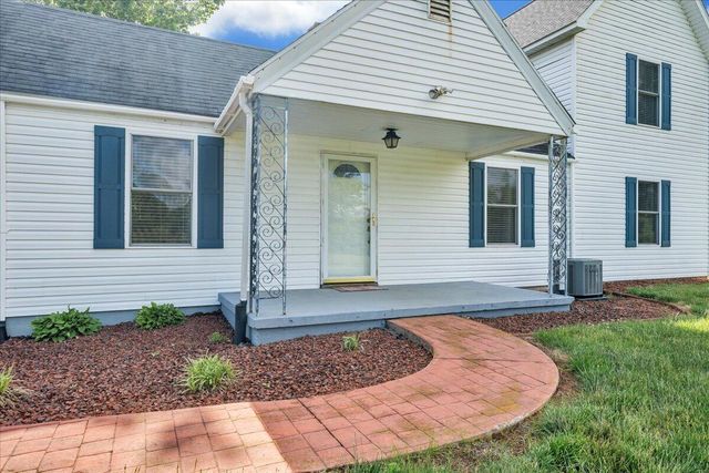 193 Simmons Creek RD, Union Hall, VA 24176