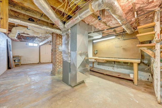 193 Simmons Creek RD, Union Hall, VA 24176