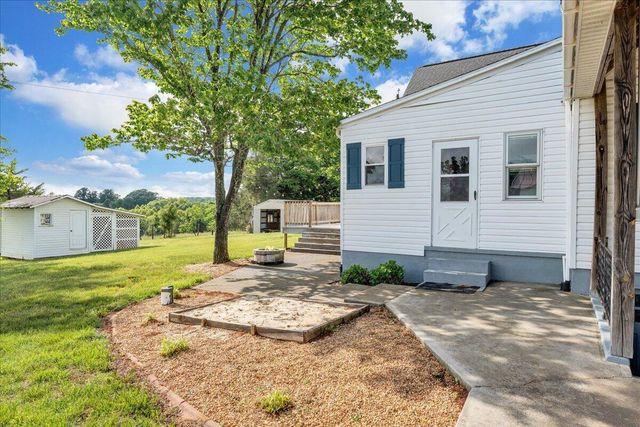 193 Simmons Creek RD, Union Hall, VA 24176