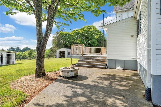 193 Simmons Creek RD, Union Hall, VA 24176