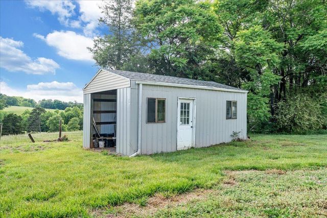 193 Simmons Creek RD, Union Hall, VA 24176