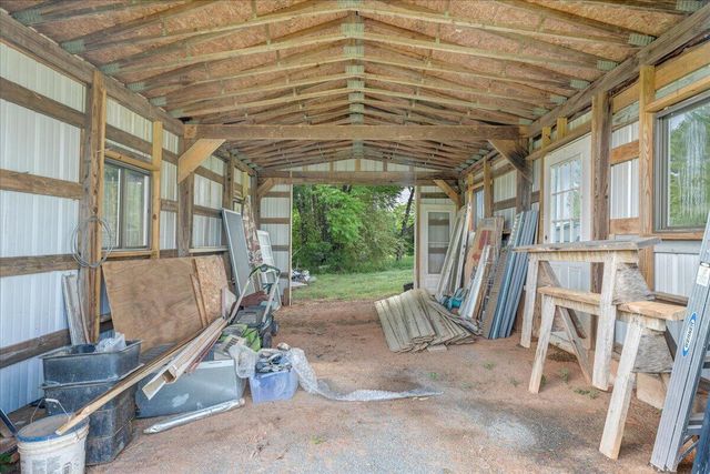 193 Simmons Creek RD, Union Hall, VA 24176