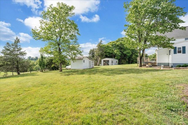 193 Simmons Creek RD, Union Hall, VA 24176