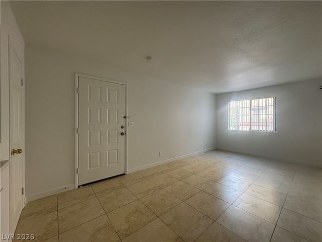 4320 Sanderling Circle 95, Las Vegas, NV 89103