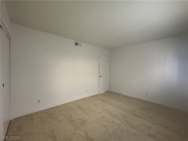 4320 Sanderling Circle 95, Las Vegas, NV 89103