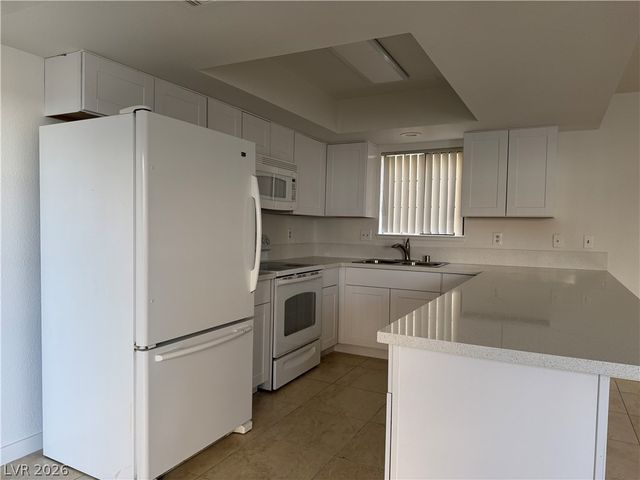 4320 Sanderling Circle 95, Las Vegas, NV 89103