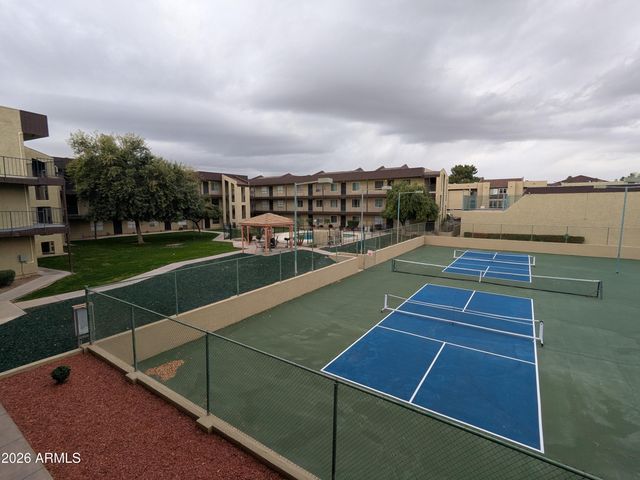 461 W HOLMES Avenue 311, Mesa, AZ 85210