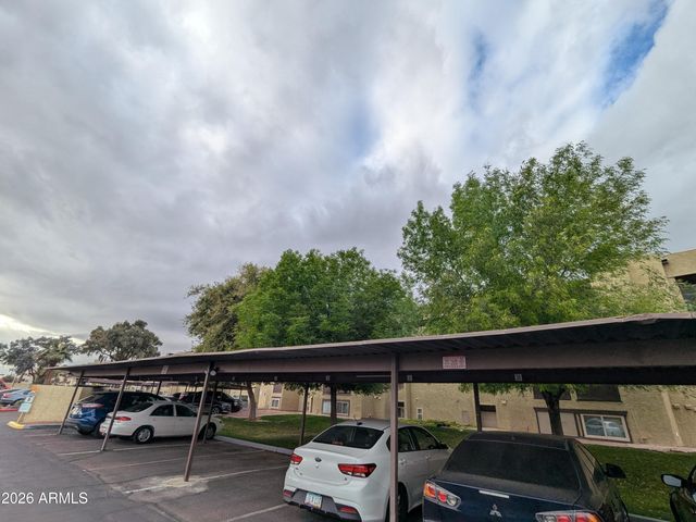 461 W HOLMES Avenue 311, Mesa, AZ 85210