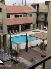 461 W HOLMES Avenue 311, Mesa, AZ 85210