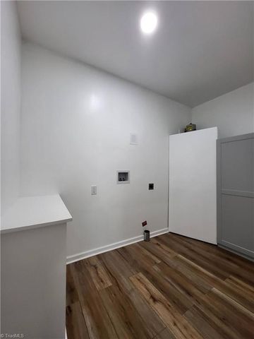 12 Forest Hill Road, Lexington, NC 27295