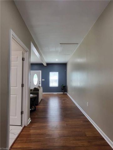 12 Forest Hill Road, Lexington, NC 27295