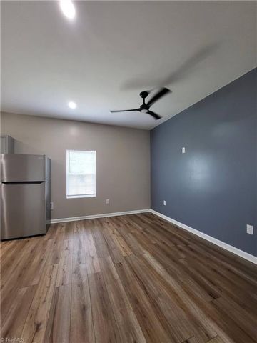 12 Forest Hill Road, Lexington, NC 27295