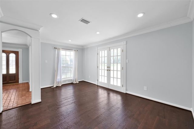 17507 Deer Creek Drive, Spring, TX 77379